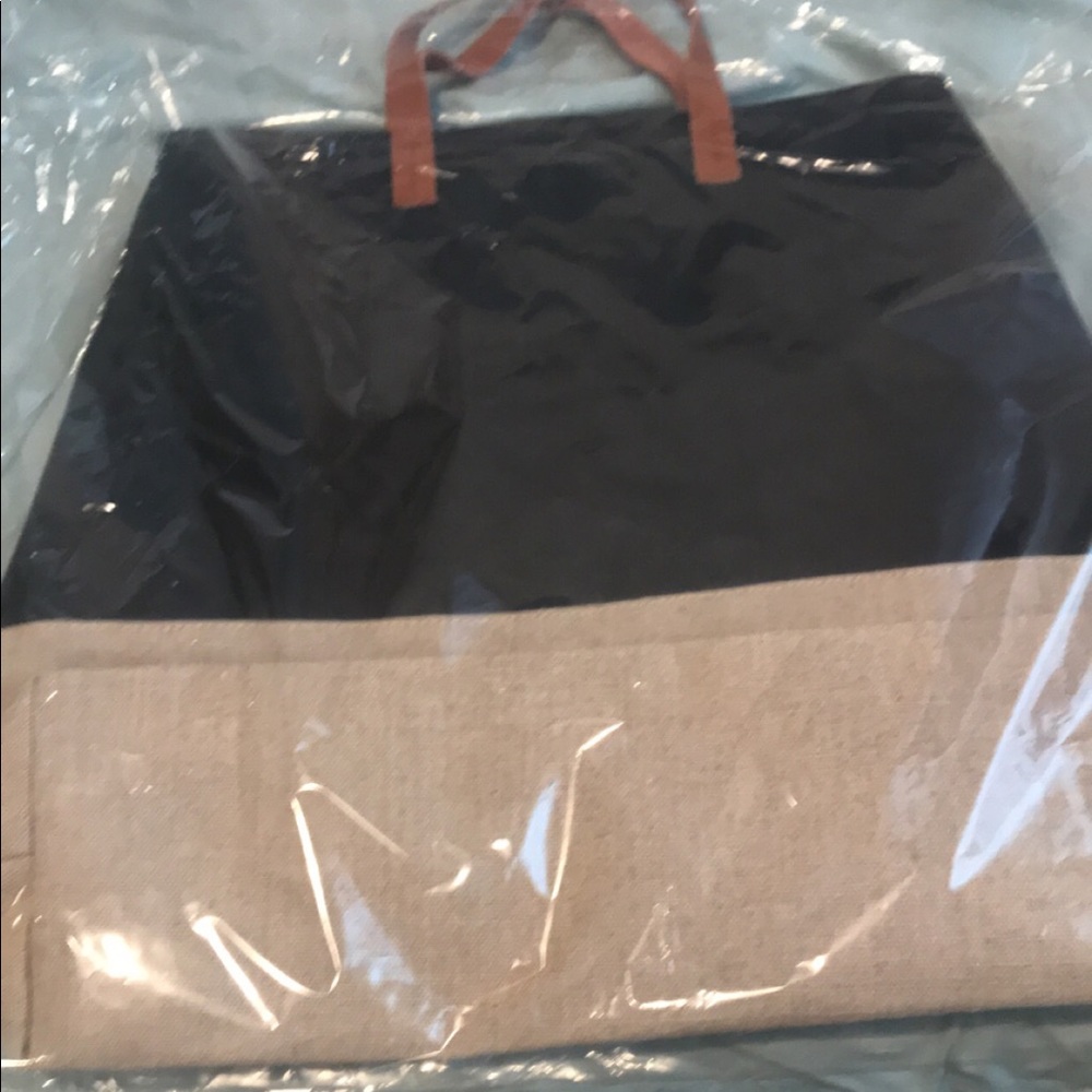 ✨ 5th Element Vintage Leather & Linen Tote Bag ✨ - Picture 2 of 3